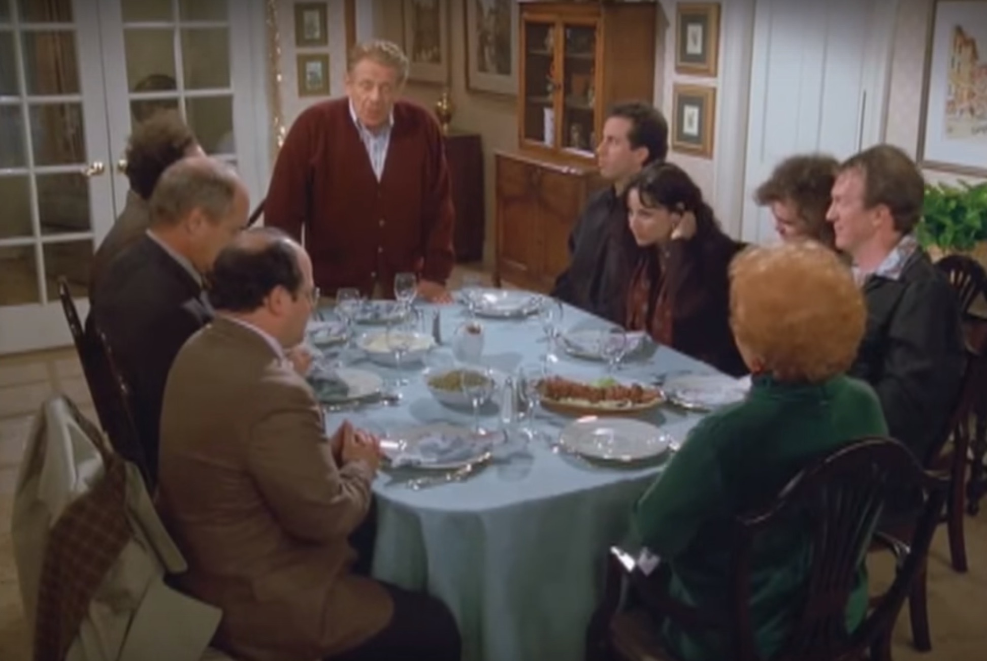 How To Celebrate Festivus The Seinfeld Holidayhellogiggles