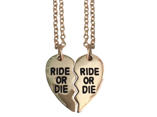 Top 5 Awesome Thelma And Louise Friendship Necklace