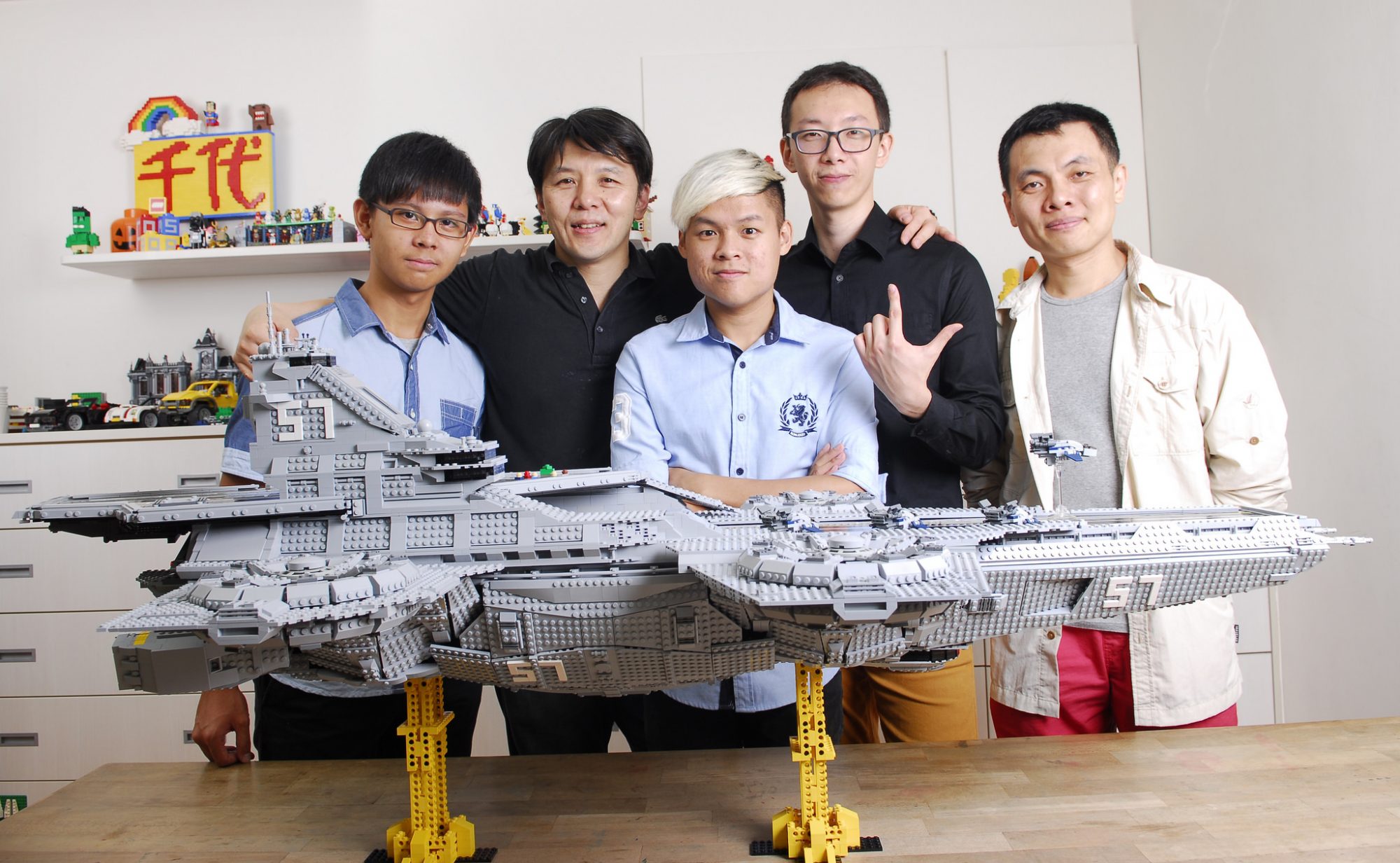 Avengers lego aircraft discount carrier