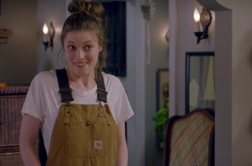 picture-of-gillian-jacobs-overalls-photo.jpg