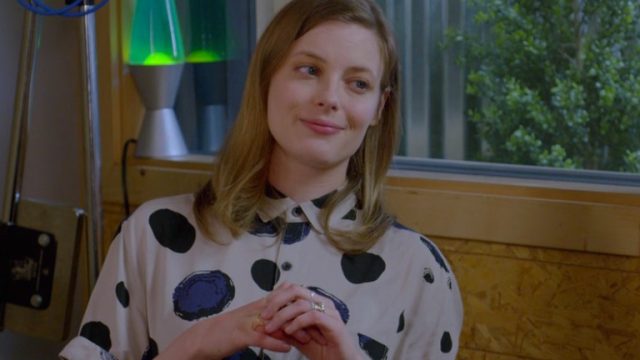 picture-of-gillian-jacobs-work-top-photo