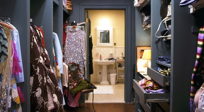 Fashion-News-Carrie-Bradshaw-Closet-Apartment.jpg