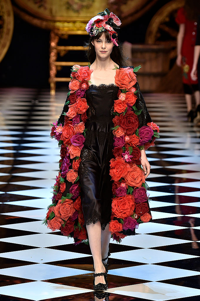 We're obsessed with Dolce and Gabbana's fairy tale princess-inspired  collection - HelloGigglesHelloGiggles