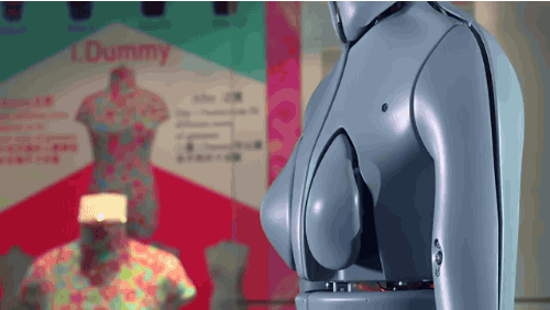 shape-shifting-mannequin-1.gif