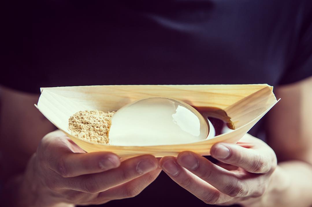 The Japanese Dessert 'Water Raindrop Cake' Is Making Waves In Hyderabad |  #KhabarLive | Breaking News, Analysis, Insights