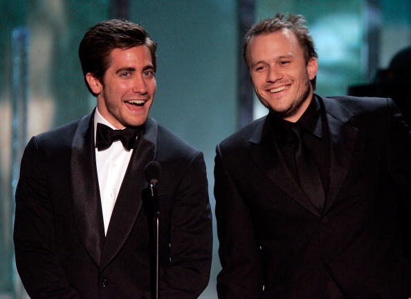 LOS ANGELES, CA - JANUARY 29:  Actor Jake Gyllenhaal and Heath Ledger speak onstage during the 12th Annual Screen Actors Guild Awards held at the Shrine Auditorium on January 29, 2006 in Los Angeles, California.  (Photo by Kevin Winter/Getty Images)
