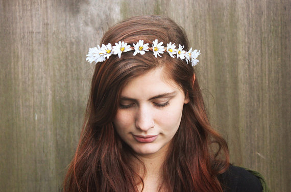 wedding-crown-daisy.jpg