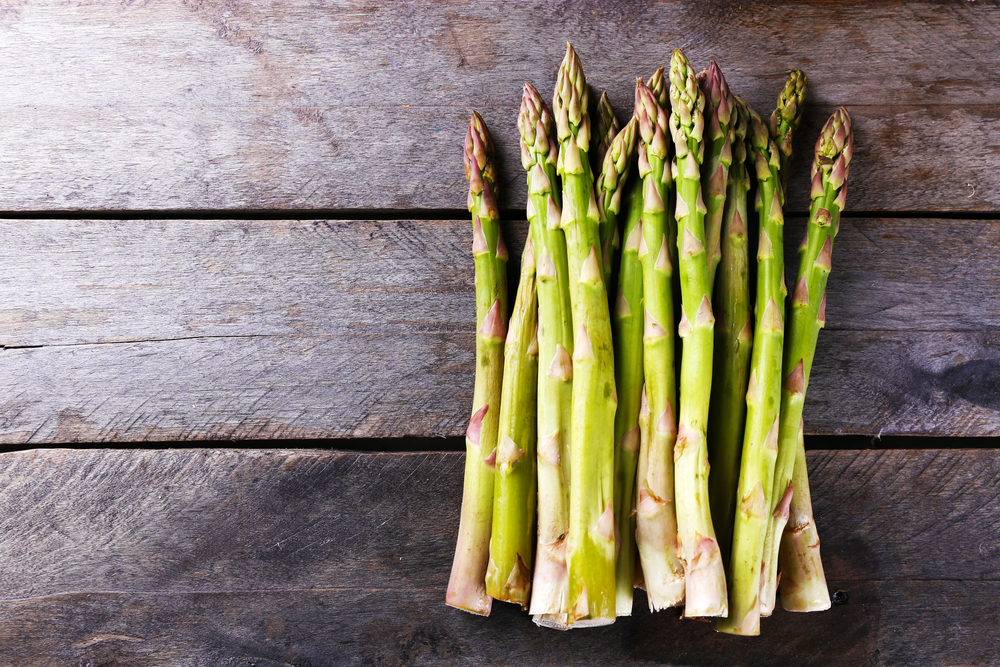 At LAST Science Explains Why Asparagus Makes Your Pee Smell Funny   Shutterstock 282970184 