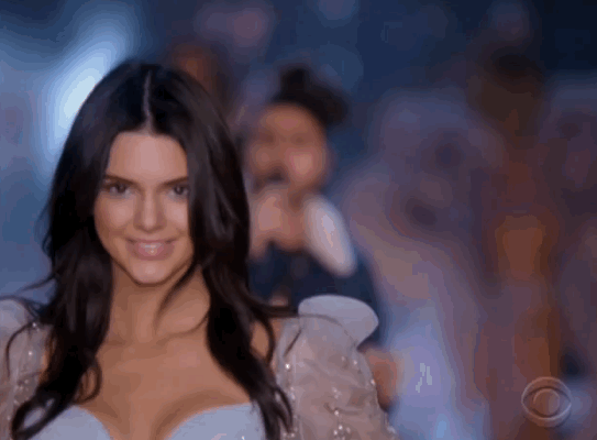 KEndall-Jenner-3.gif