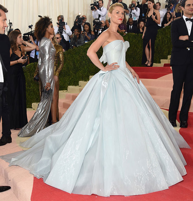 Claire danes light 2024 up cinderella dress