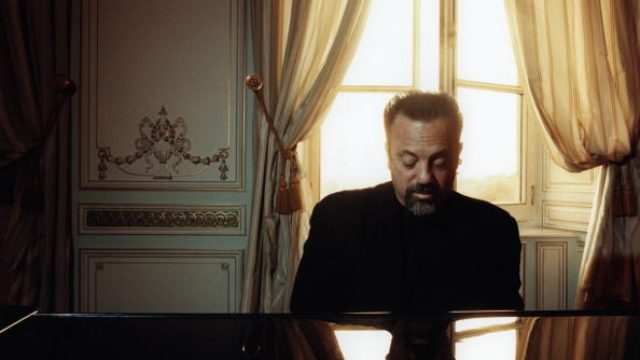 Photo of Billy JOEL