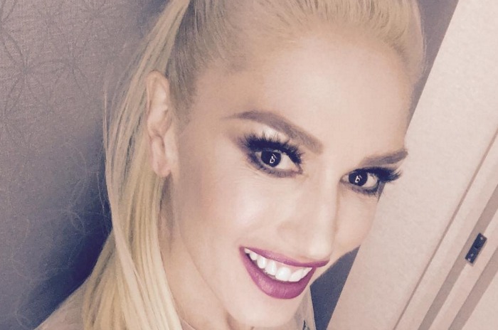 Gwen Stefani’s Makeup-free Selfie Is Gorgeous - HelloGigglesHelloGiggles