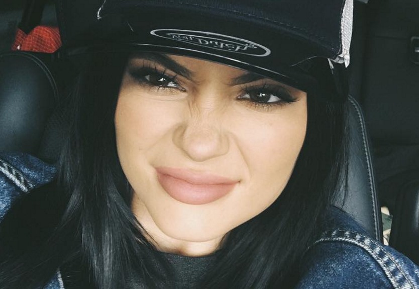 Kylie Jenner Sent Free Lip Kit to a Fan Who Said Theirs Was Stolen