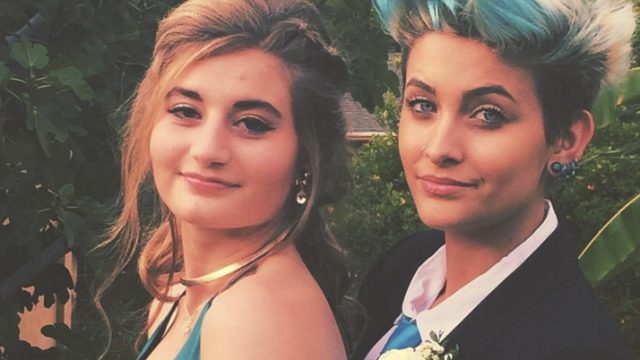 paris jackson blue hair