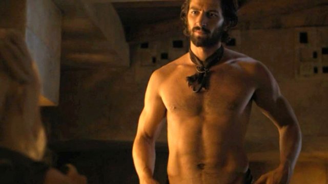 daario shirtless