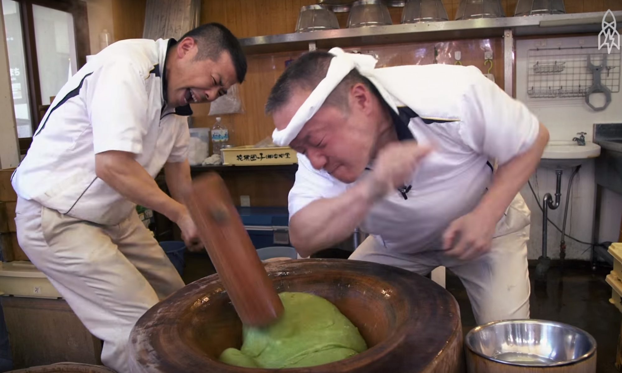 Pounding Mochi With the Fastest Mochi Maker in Japan 