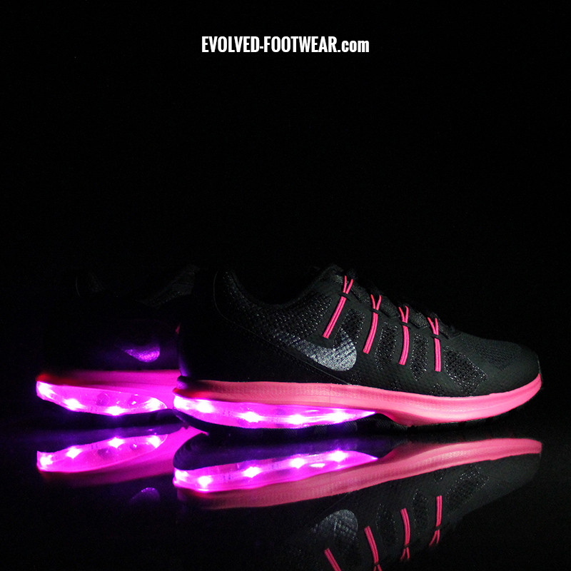 10 Light-Up Sneakers That Are Keeping Our Childhood Dreams Alive -  Hellogiggleshellogiggles