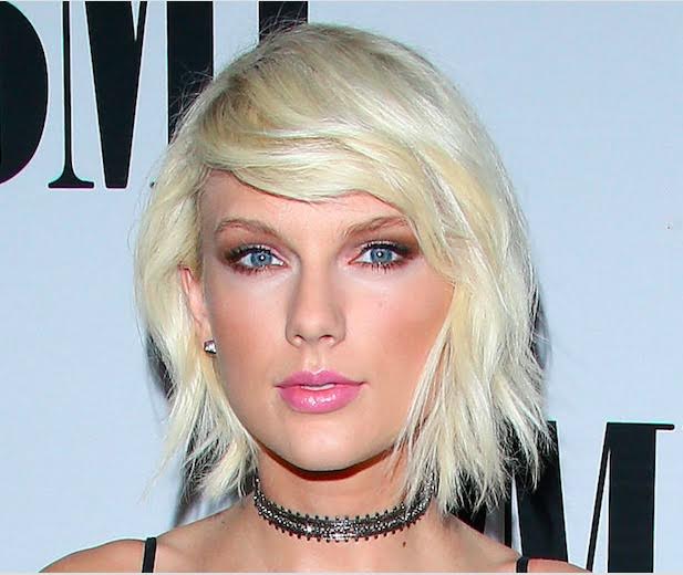 40 Taylor Swift Hairstyles And Haircuts - Celebrities