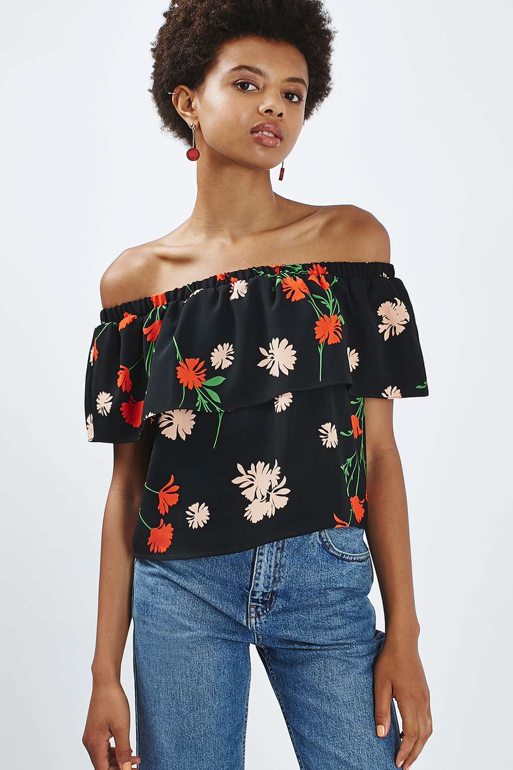 11 off-the-shoulder tops you need to own to complete your summer ...