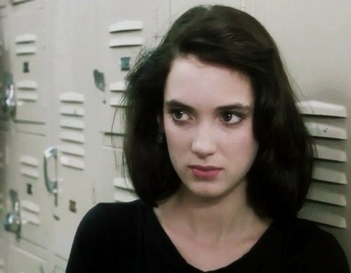 This is what Winona Ryder thinks about being a '90s icon ...