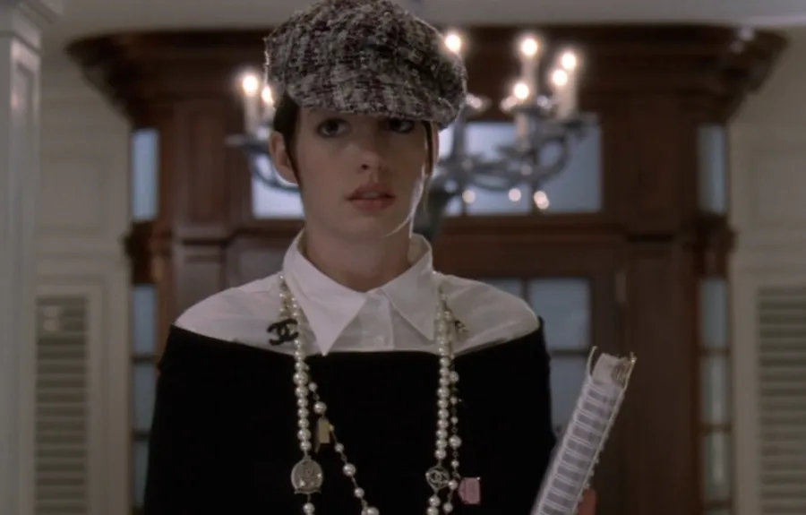 10-devil-wears-prada-looks-we-totally-coveted-in-the-2000s-hellogiggleshellogiggles