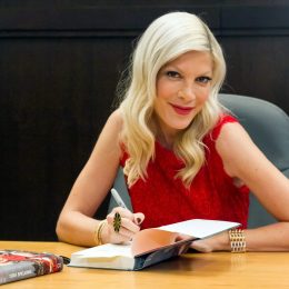 Tori Spelling Signs Copies Of Her New Book "Spelling It Like It Is"