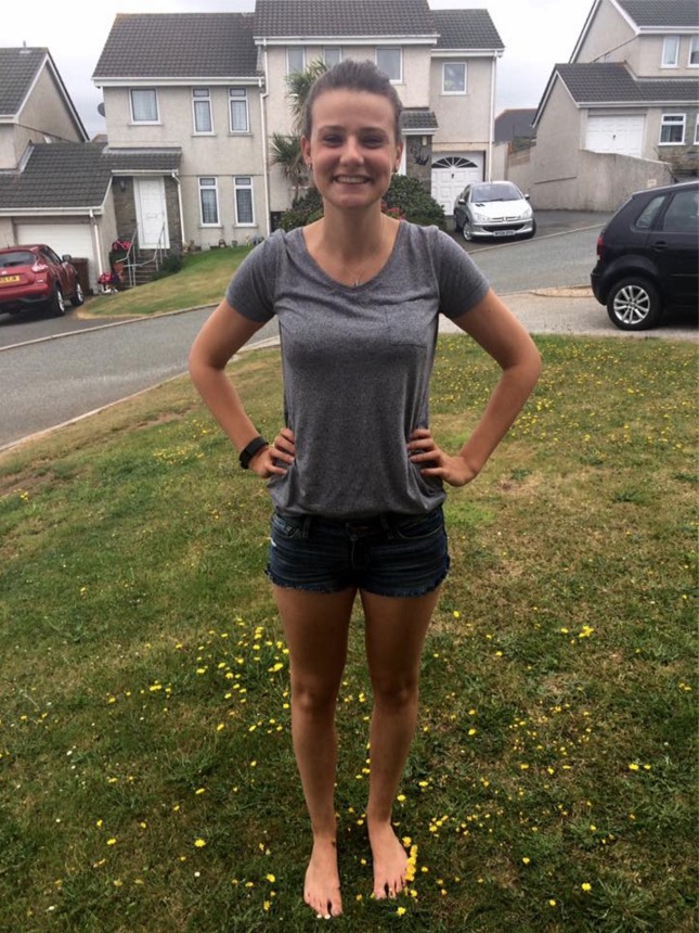 This Girl Was Bullied For Her Shorts By Drugstore Employees Her This Girl Was Bullied For Her Shorts By Drugstore Employees Her