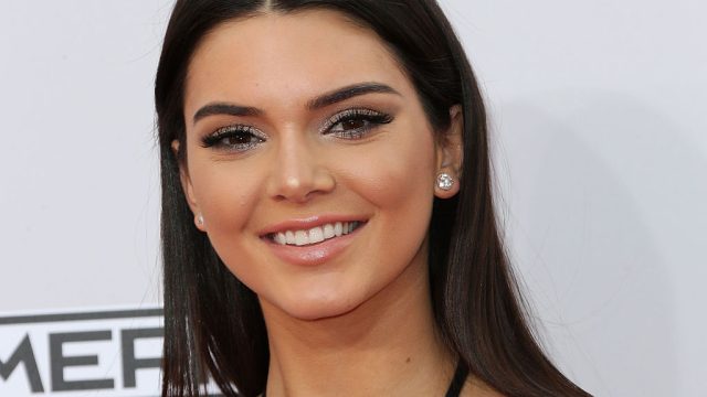 42nd Annual American Music Awards - Arrivals