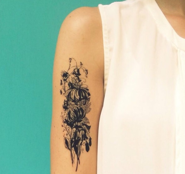 8 incredible temporary tattoos that you *need* to survive the rest of  summer - HelloGigglesHelloGiggles