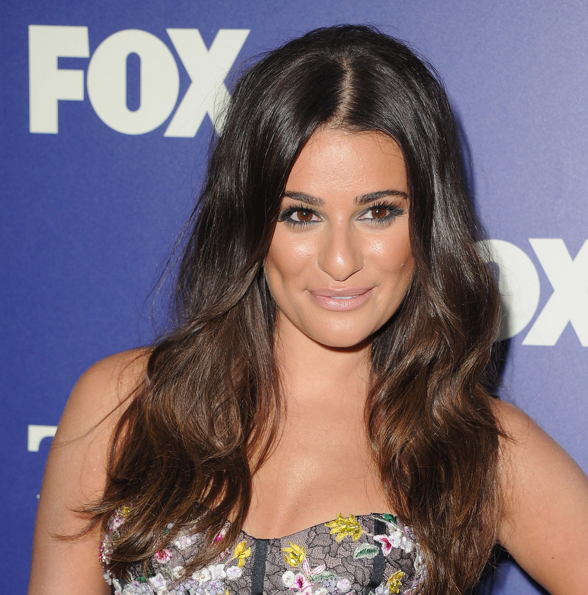 Lea Michele s eyeliner is a MUST for brown eyed girls