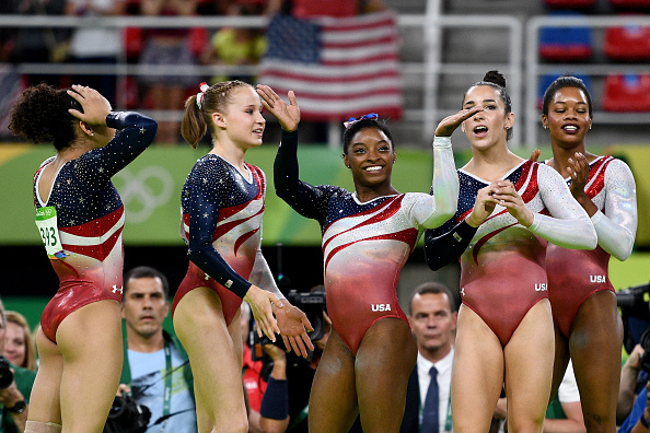 15 photos of Simone Biles smiling that will ensure you're never sad ...