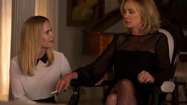american-horror-story-coven-sarah-paulson-jessica-lange