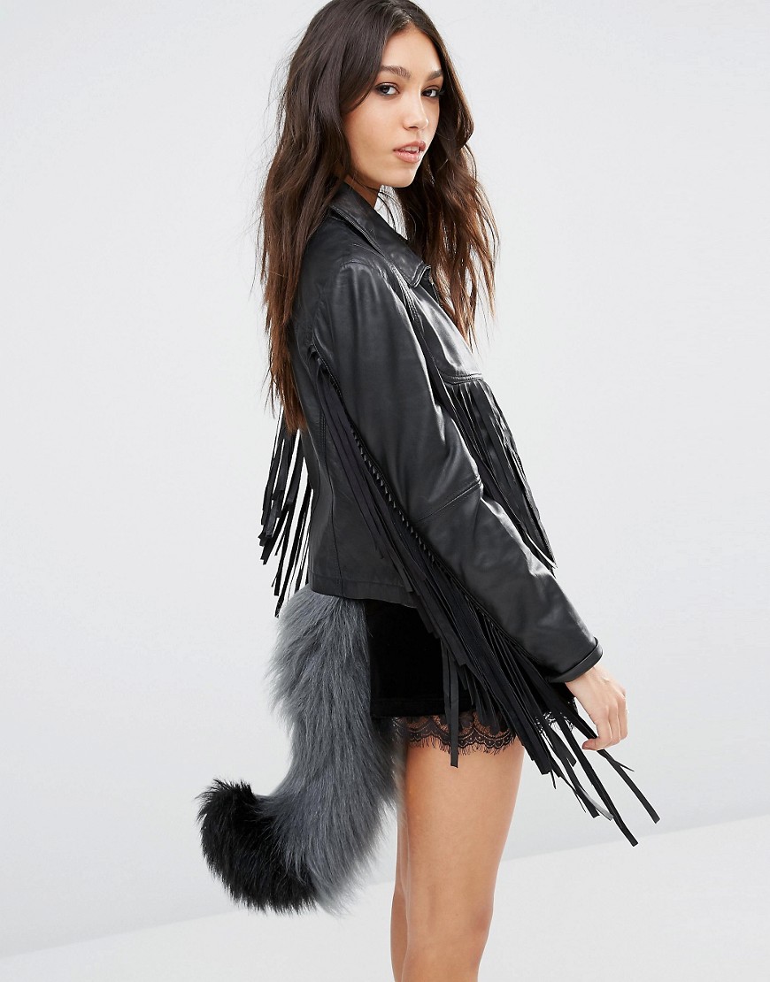 fox tail trend