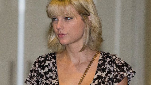Tom Hiddleston And Taylor Swift Sighting In Broadbeach
