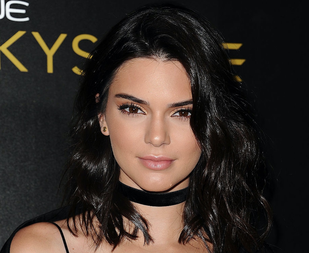 Kendall Jenner's green velvet dress is the epitome of fall style goals ...