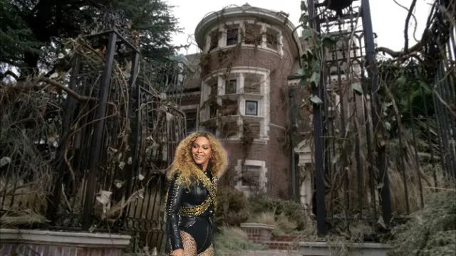 ahs