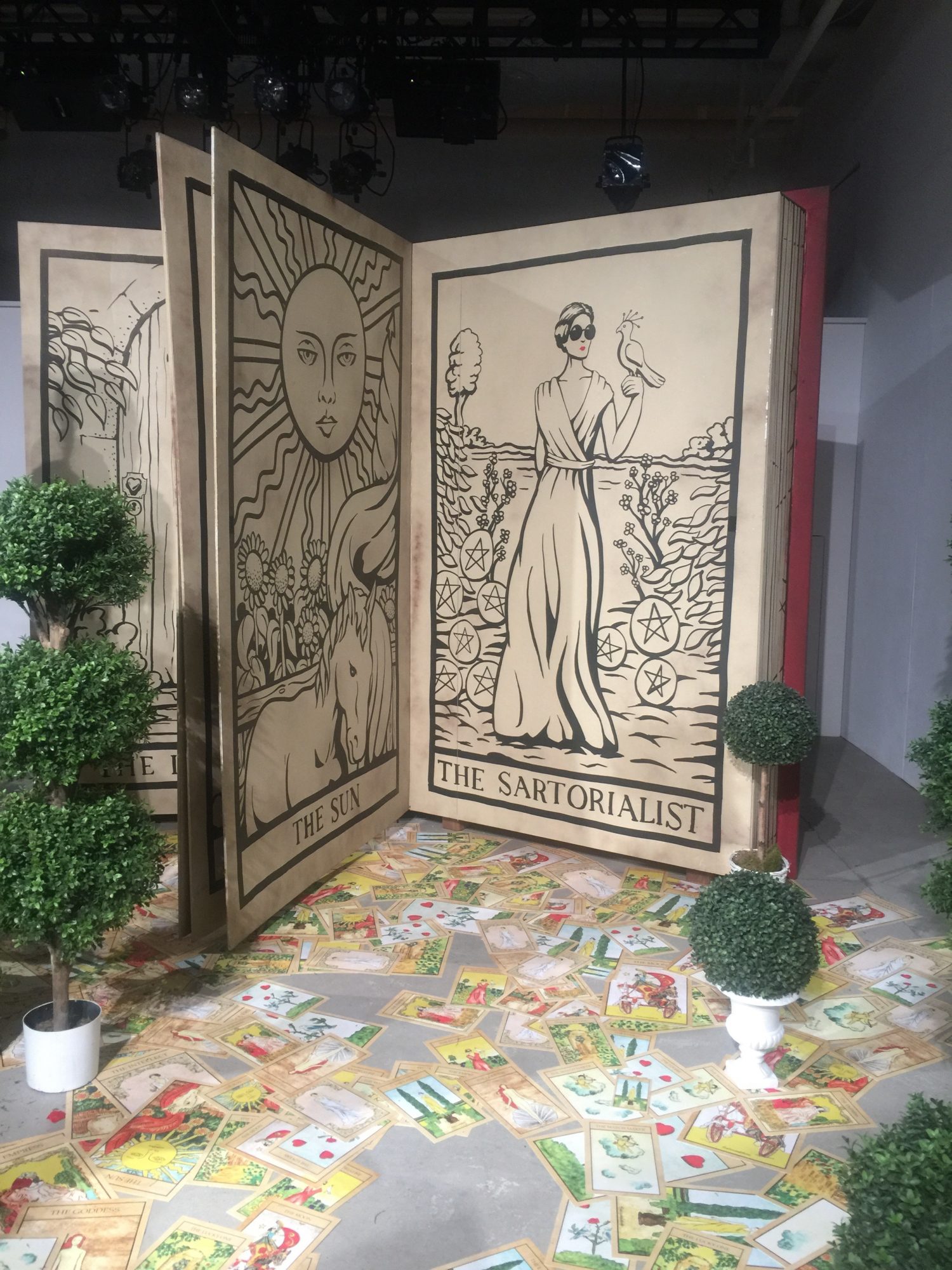 alice and olivia tarot shirt