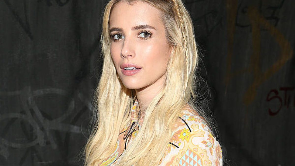 Emma Roberts looks *nothing* like she does now on her first red carpet ...