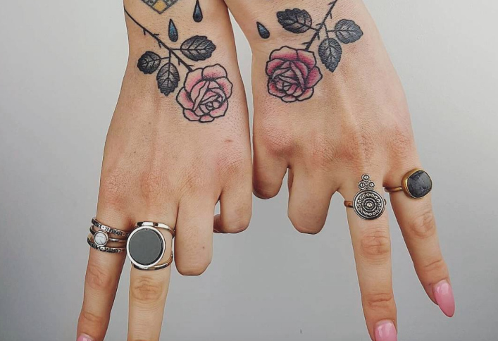 12 blackwork rose tattoos that put an edgy twist on the traditional