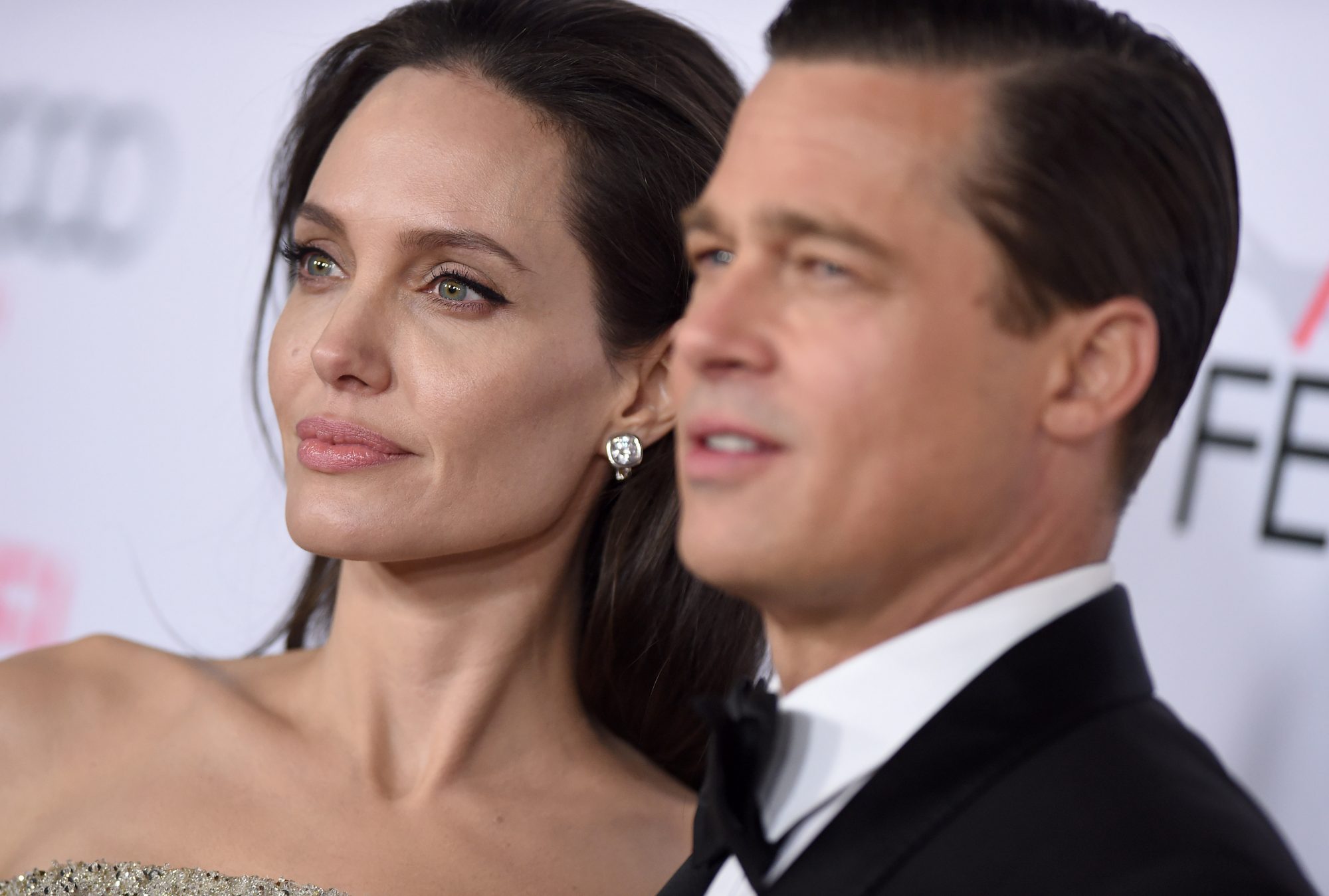 The 12 most romantic moments between Angelina Jolie and Brad Pitt in the  history of their love - HelloGigglesHelloGiggles