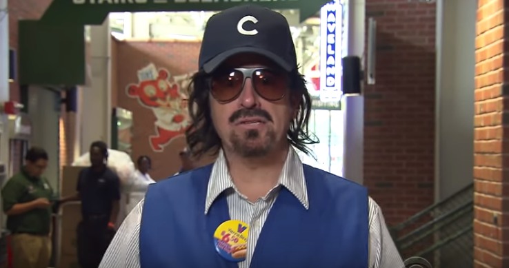 Watch Stephen Colbert Moonlight as a Hot Dog Vendor at Wrigley Field - Eater