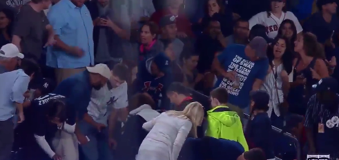 Yankees Fan Loses Ring During Jumbotron Proposal