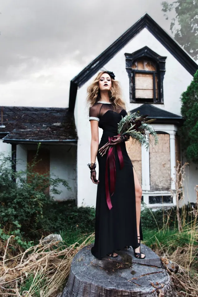 Black halloween wedding dress sale