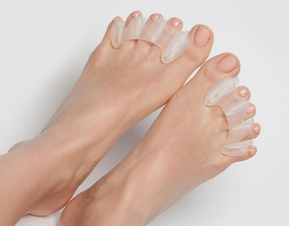 We had no idea that toe stretching was a thing, but it totally is