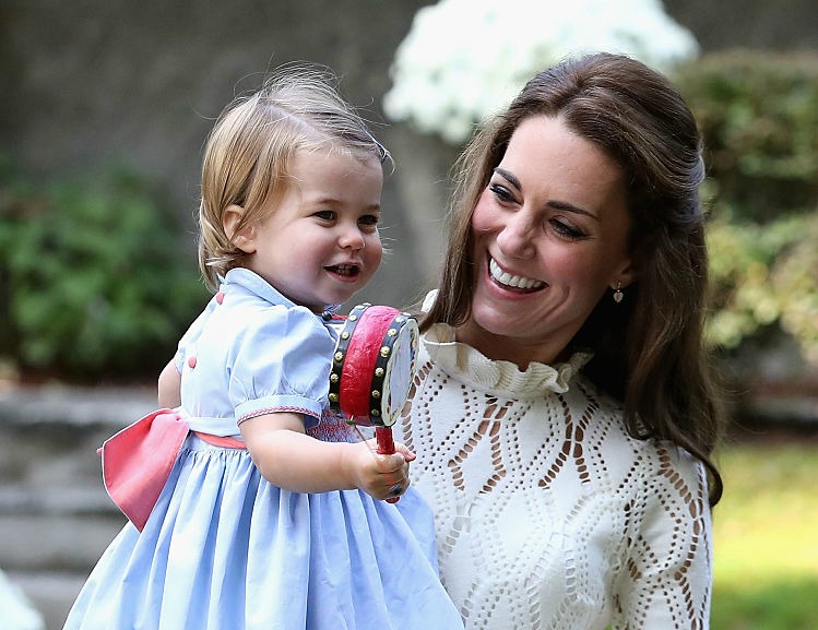 It's So Cute Princess Charlotte Wears Her Big Brother's Hand-me-downs ...