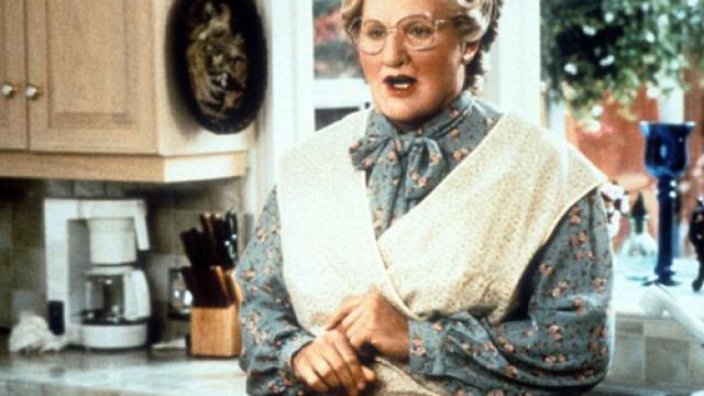 mrs-doubtfire-kitchen-scene