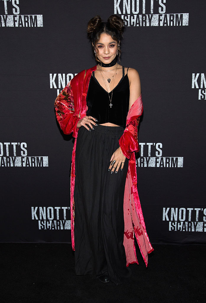 Vanessa Hudgens totally channeled "Hocus Pocus" at this Halloween theme