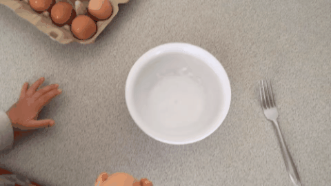 cooking-with-ava-egg-cracking.gif