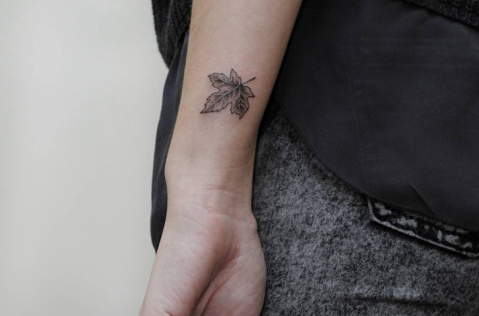 leaf band by ember fandel at rebirth tattoo! anchorage, alaska : r/tattoos