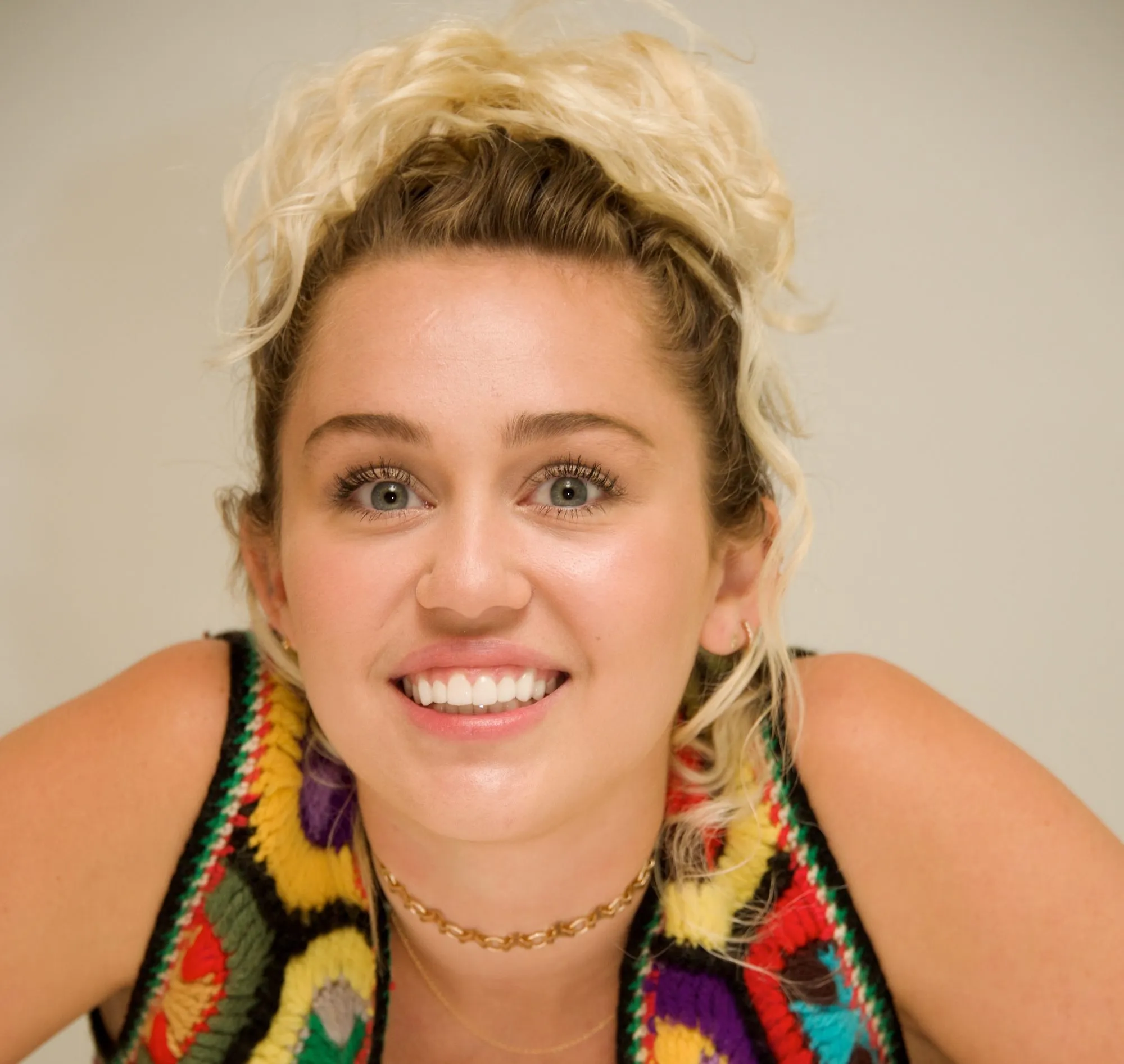 5 times Miley Cyrus has been totally real about her sexuality - HelloGigglesHelloGiggles